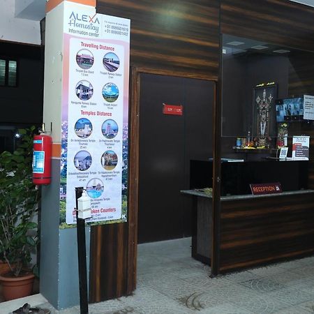 Alexa Home Stay Tirupati Kültér fotó