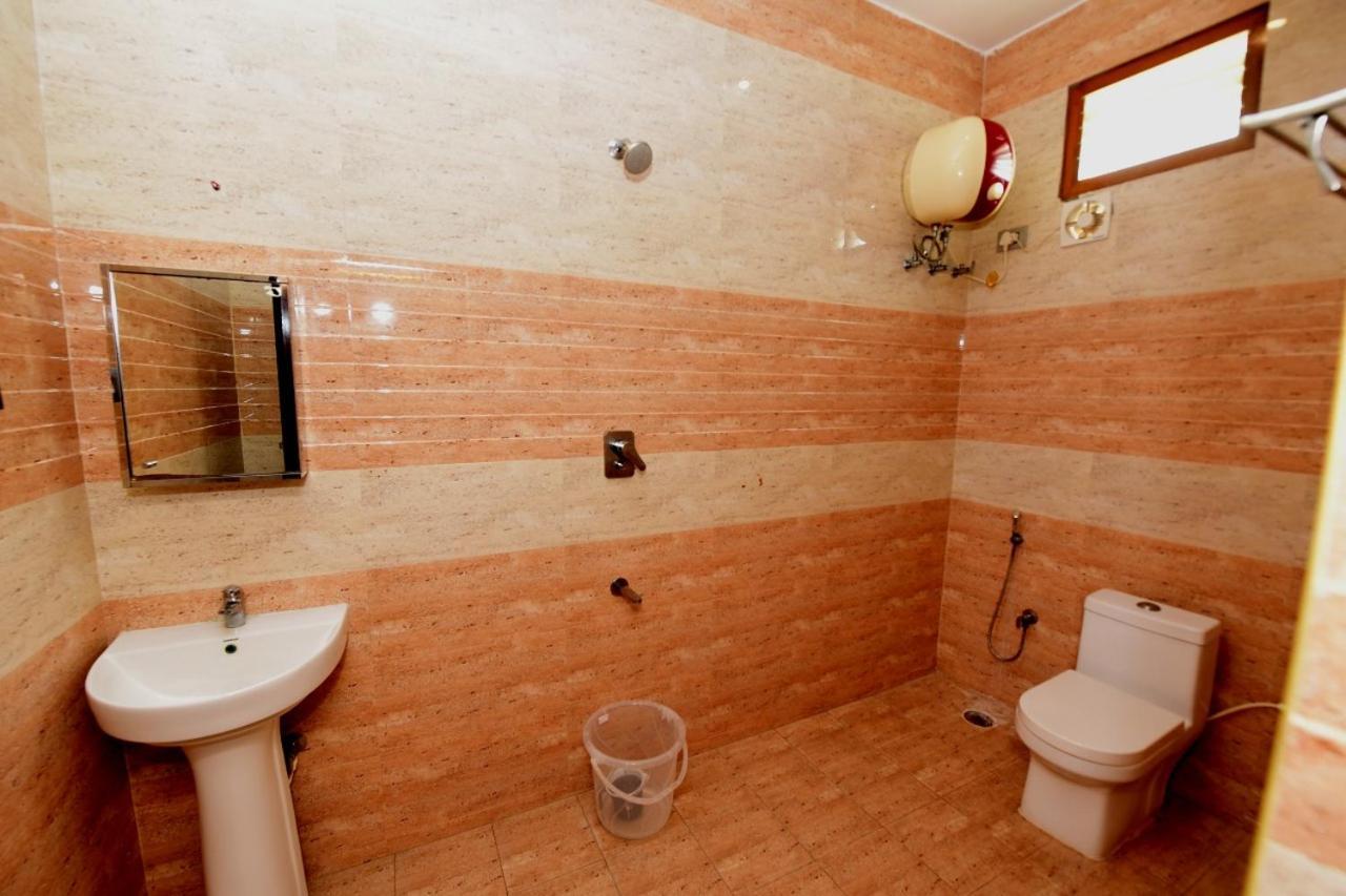 Alexa Home Stay Tirupati Kültér fotó