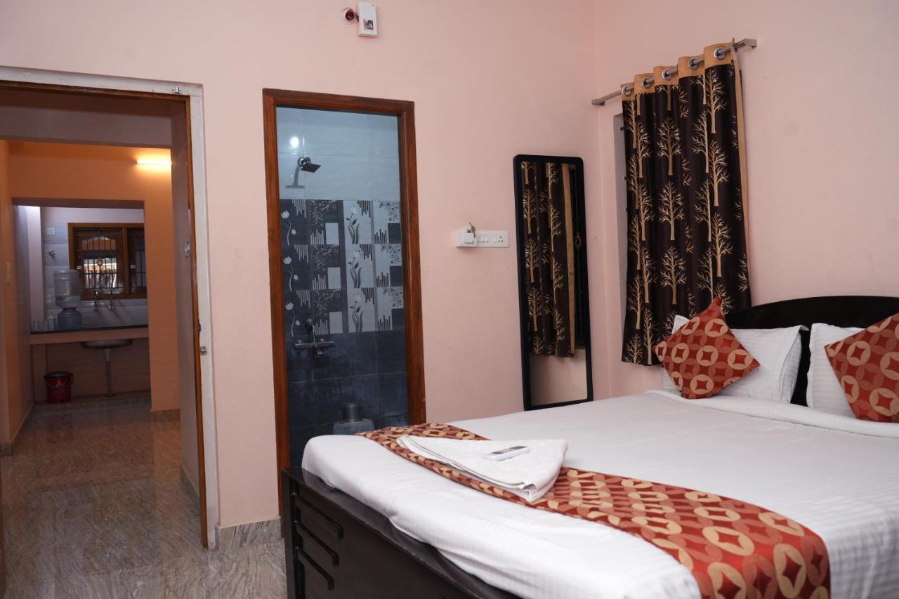 Alexa Home Stay Tirupati Kültér fotó